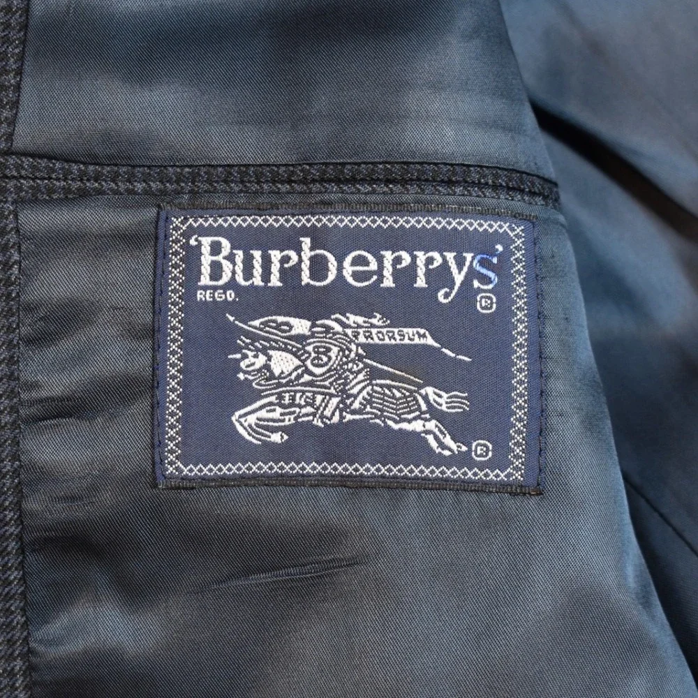 Vintage Burberry's 44 Blazer Sport Coat 100% Wool ACTWU Gray Houndstooth 90s